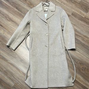 Women’s 100% wool and cashmere coat